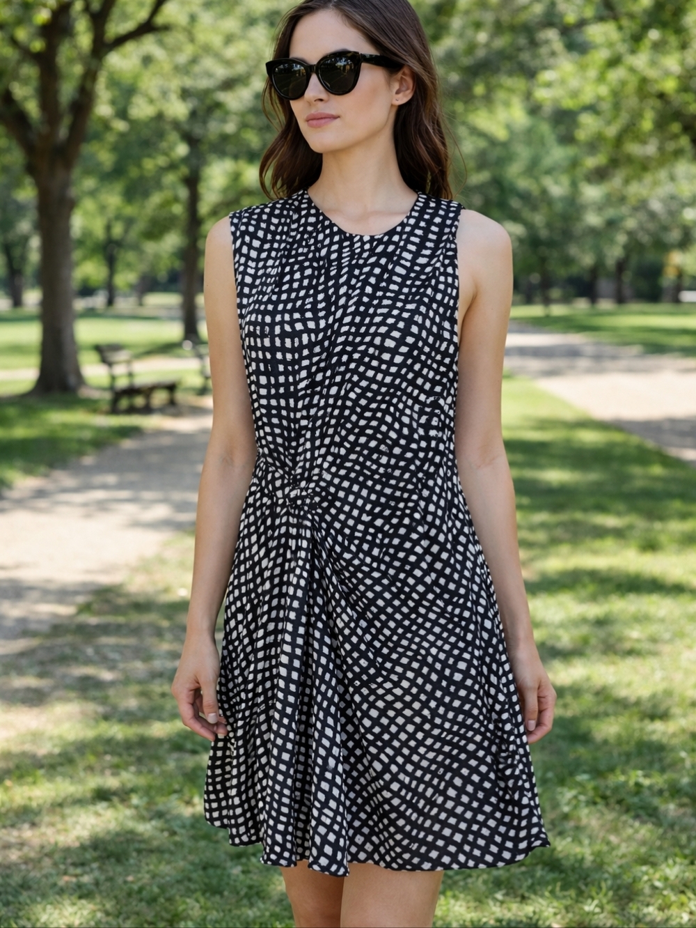 THML Black & White Twist-Front Sleeveless Dress Sz M